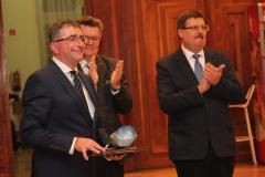Pro Urbe díjat kapott Mayer László a Dorogi FC Elnöke