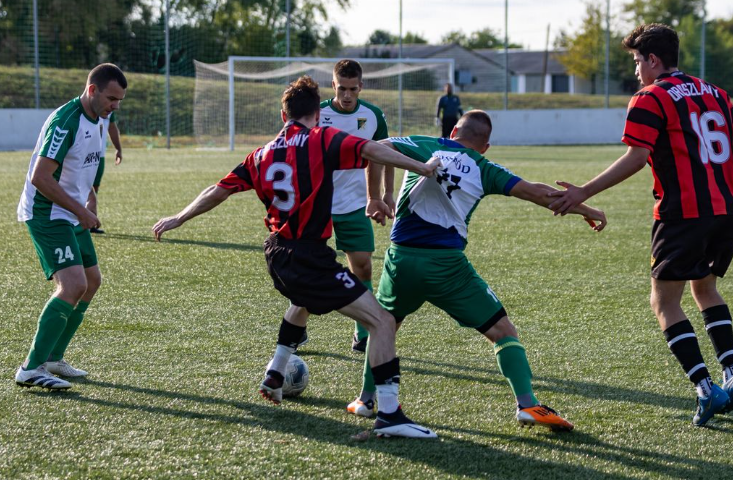 Sárisáp-Nyerges mérkőzést játszanak a hétvégén